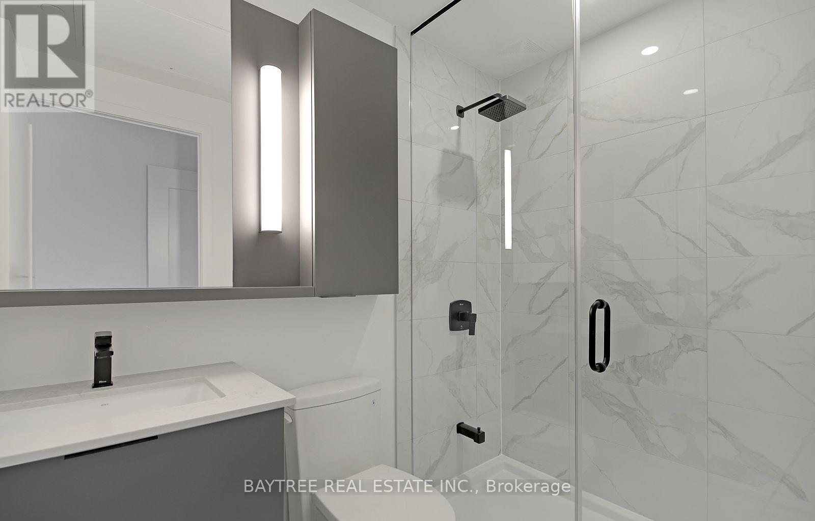 413 - 5 Defries Street, Toronto, ON - Indoor Photo Showing Bathroom