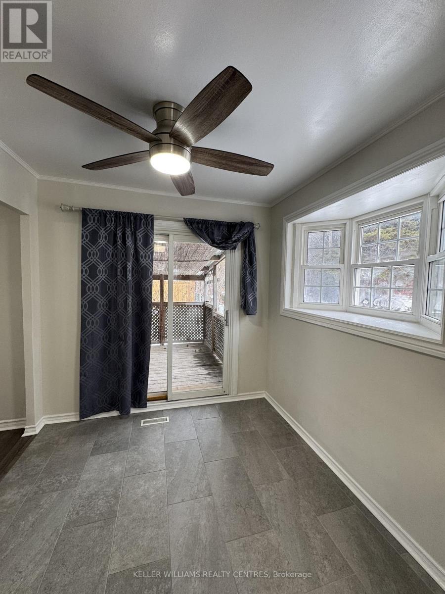 Main - 691 Irwin Crescent, Newmarket, ON - Indoor Photo Showing Other Room