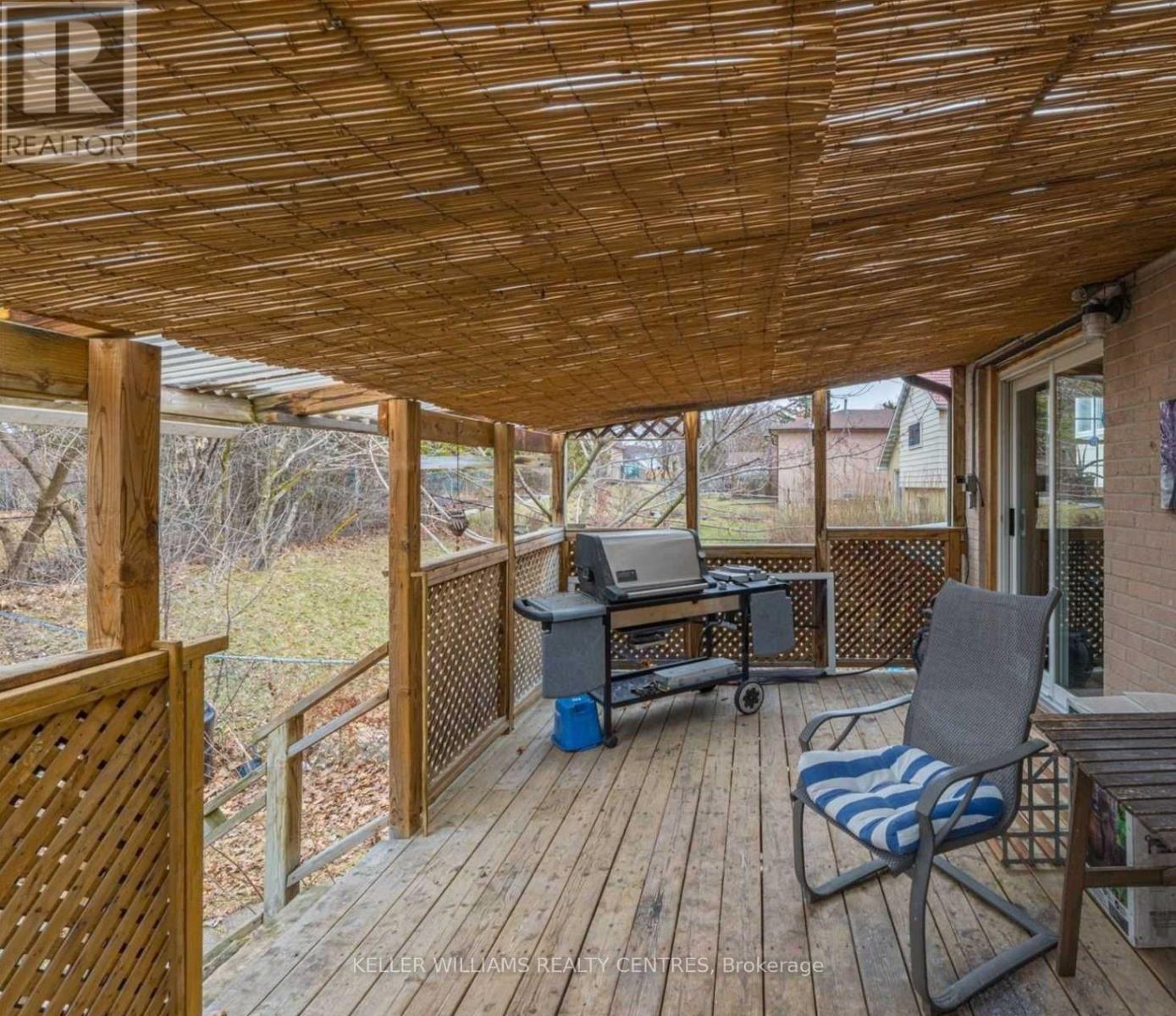 Main - 691 Irwin Crescent, Newmarket, ON - Outdoor With Deck Patio Veranda With Exterior