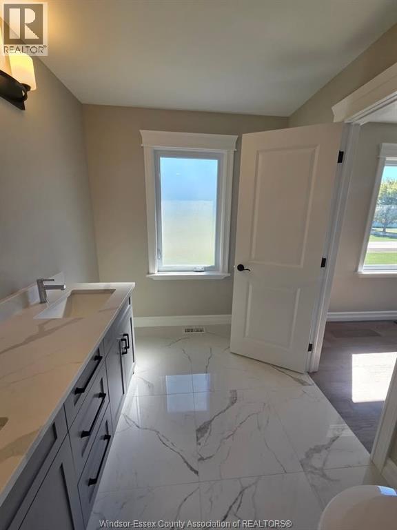 4410 Belmont, Comber, ON - Indoor Photo Showing Other Room