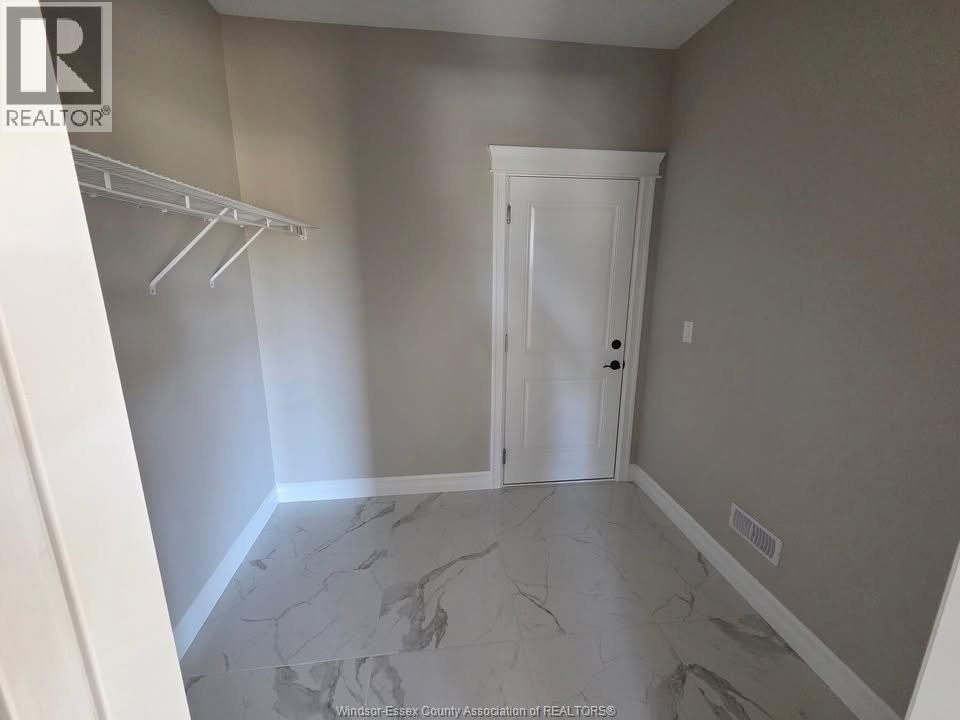 4410 Belmont, Comber, ON - Indoor Photo Showing Other Room