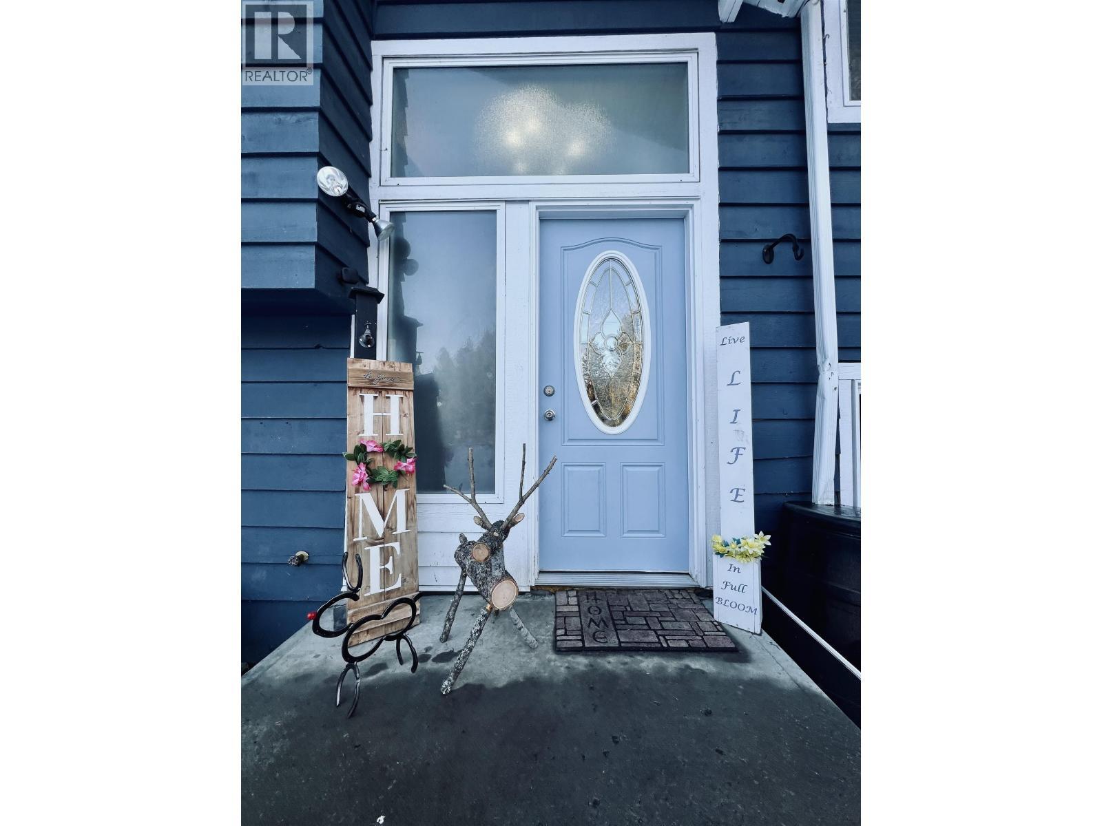 5047 Easzee Drive, 108 Mile Ranch, BC - Outdoor