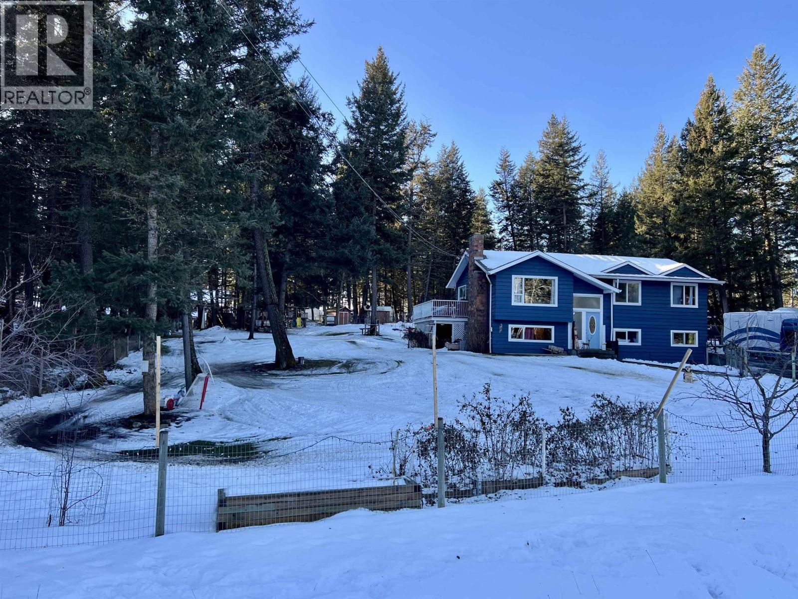 5047 Easzee Drive, 108 Mile Ranch, BC - Outdoor