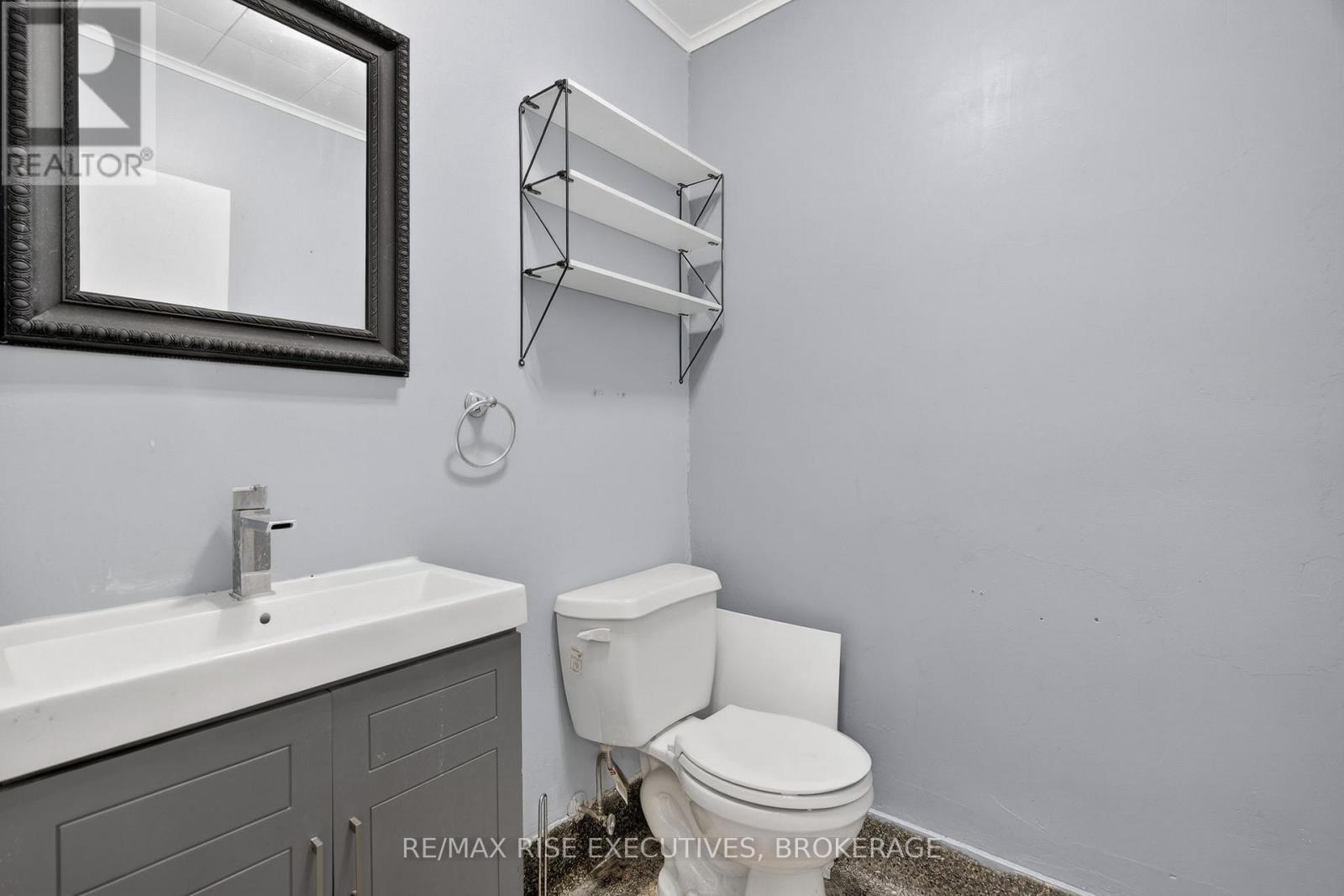 676 King Street W, Kingston (Central City West), ON