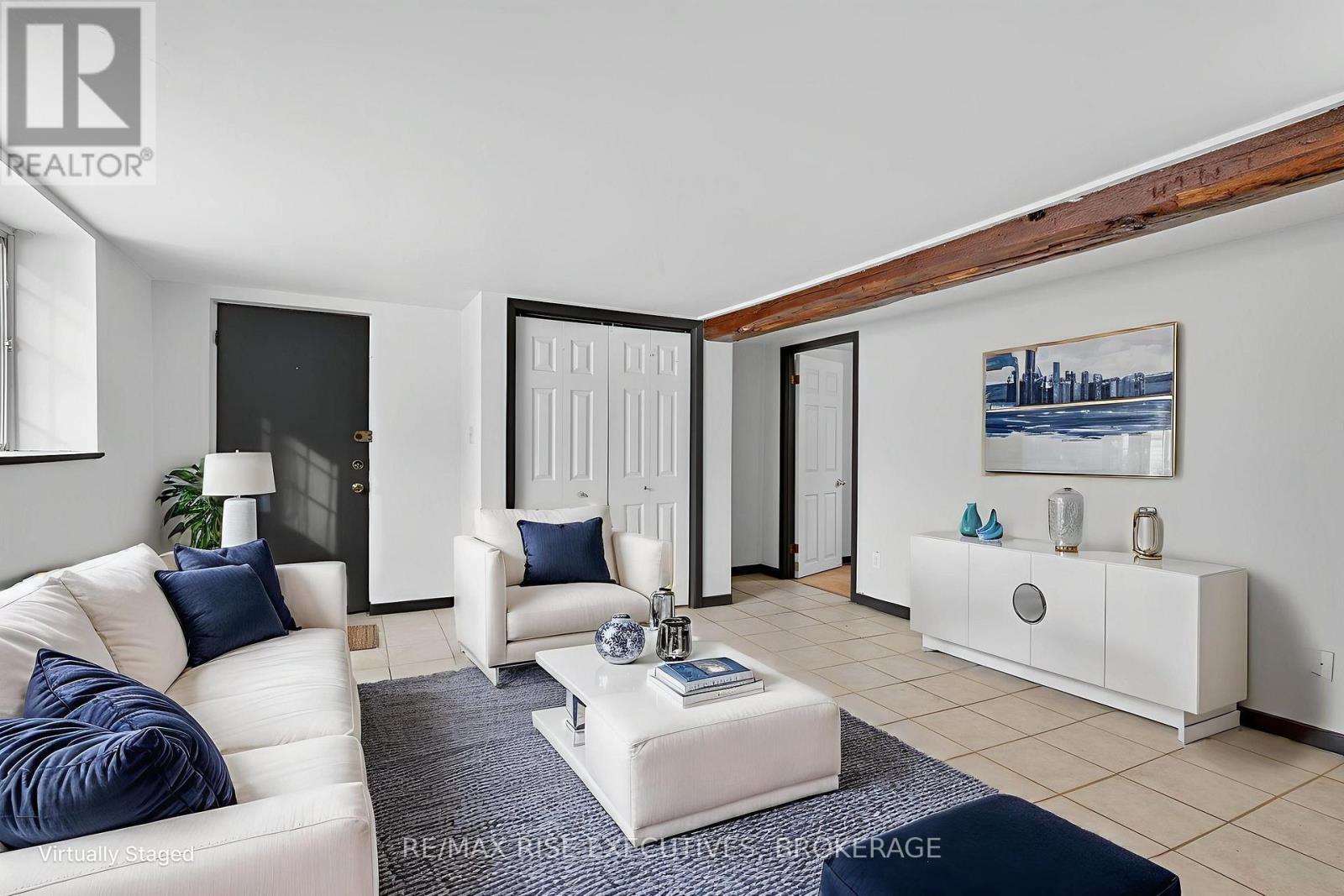 676 King Street W, Kingston (Central City West), ON