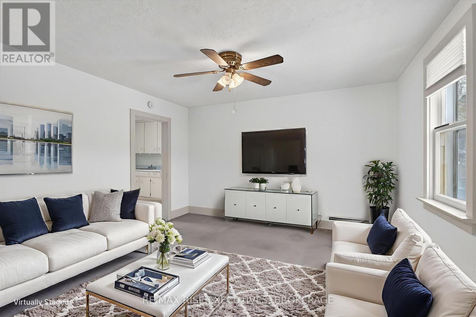 676 King Street W, Kingston (Central City West), ON