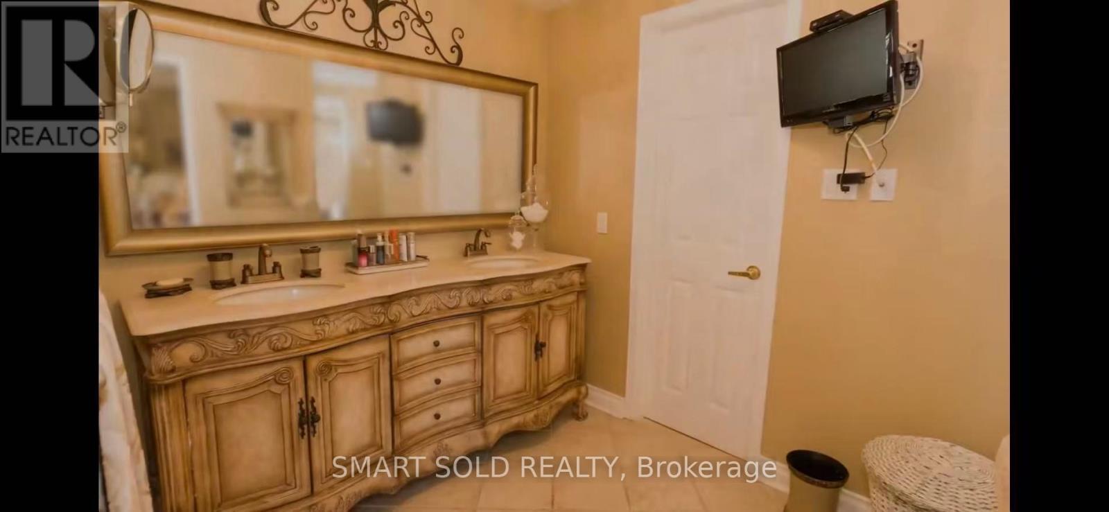 84 Longwater Chase, Markham, ON - Indoor