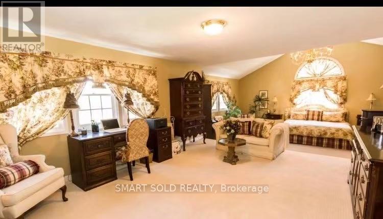 84 Longwater Chase, Markham, ON - Indoor Photo Showing Other Room