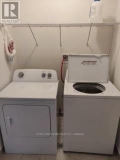 33 Sandhill Crane Drive, Wasaga Beach, ON - Indoor Photo Showing Laundry Room