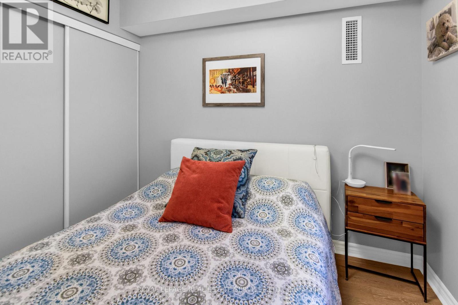 1219 - 35 Saranac Boulevard, Toronto, ON - Indoor Photo Showing Bedroom
