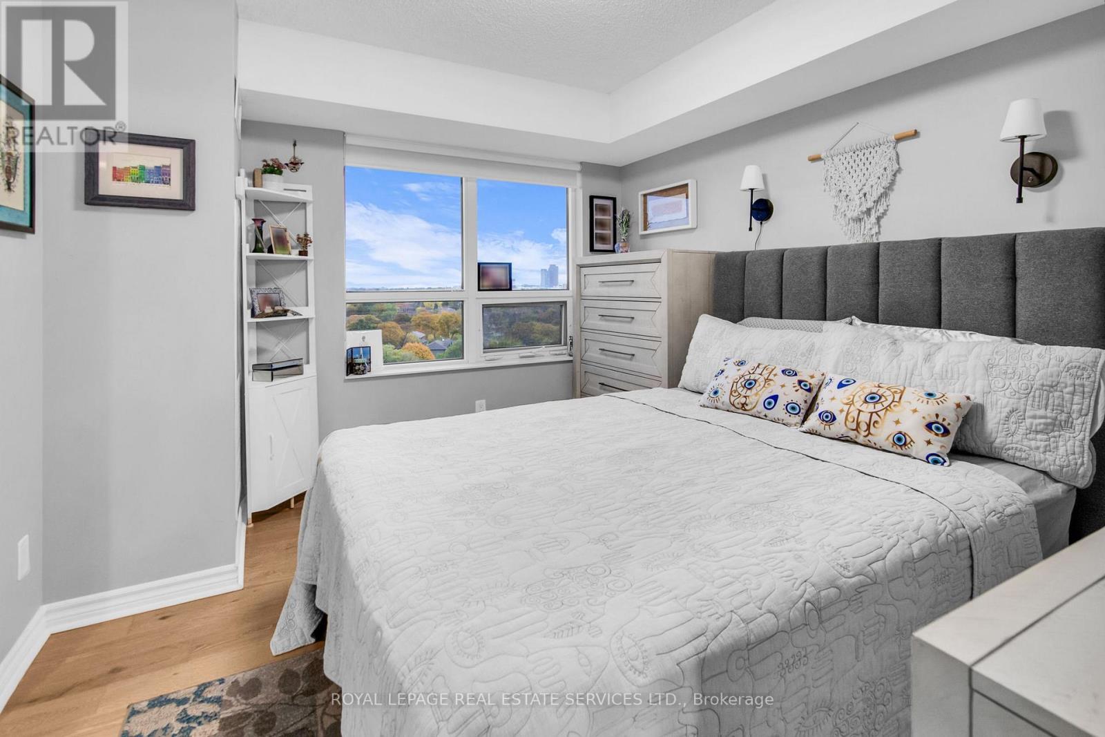 1219 - 35 Saranac Boulevard, Toronto, ON - Indoor Photo Showing Bedroom