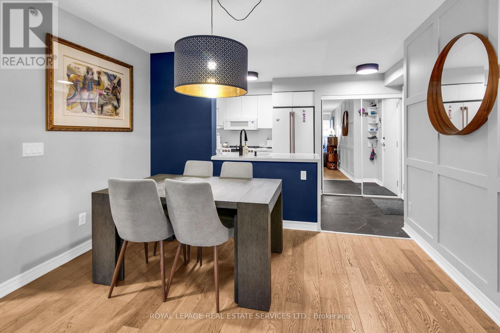 1219 - 35 Saranac Boulevard, Toronto, ON - Indoor Photo Showing Dining Room