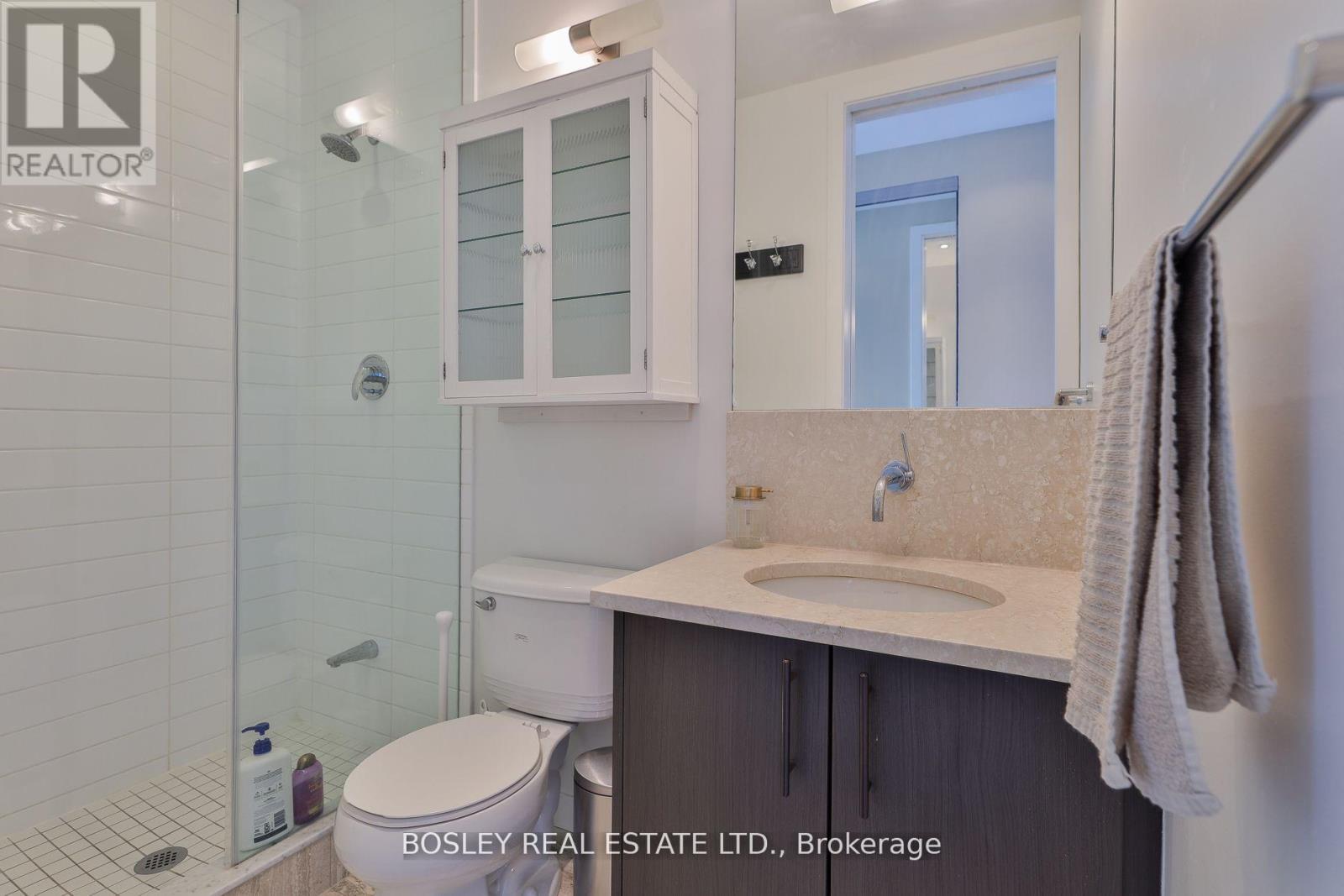 2202 - 59 East Liberty Street, Toronto, ON - Indoor Photo Showing Bathroom