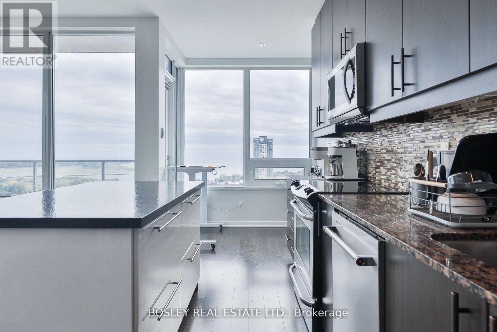 2202 - 59 East Liberty Street, Toronto, ON - Indoor Photo Showing Kitchen With Upgraded Kitchen