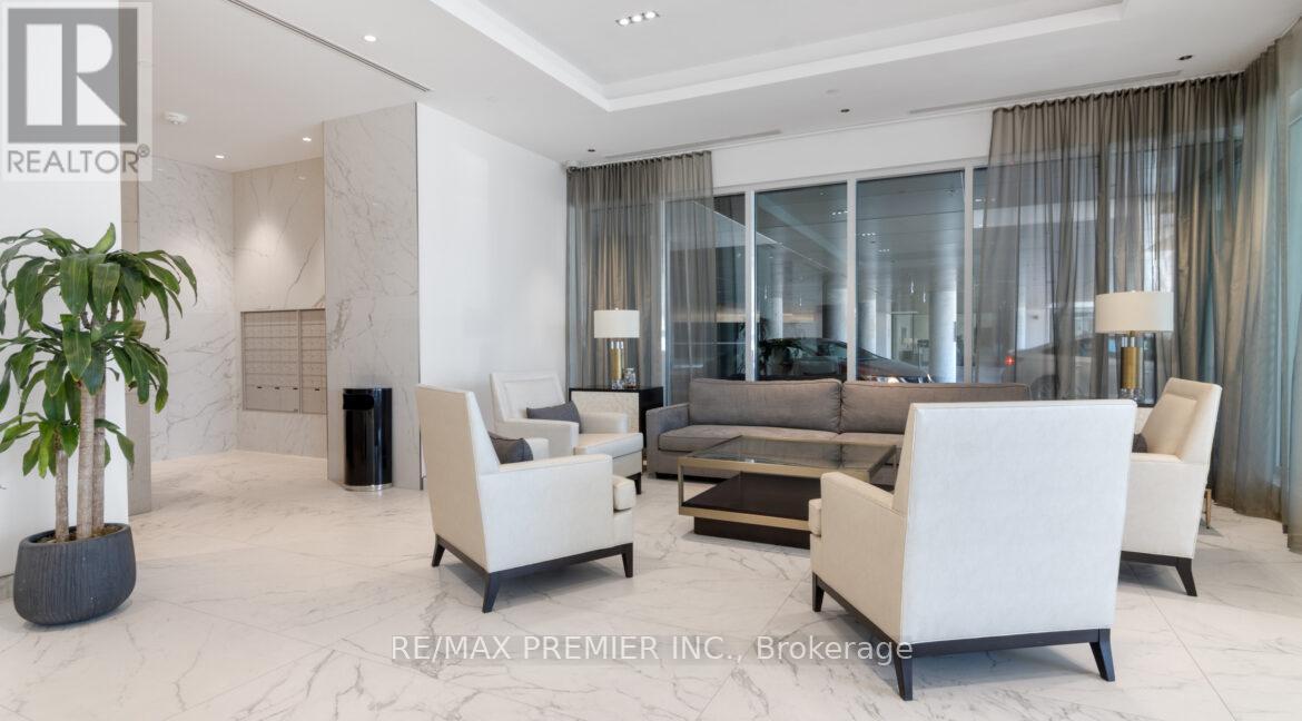 Ph 08 - 1928 Lake Shore Boulevard, Toronto, ON - Indoor Photo Showing Other Room