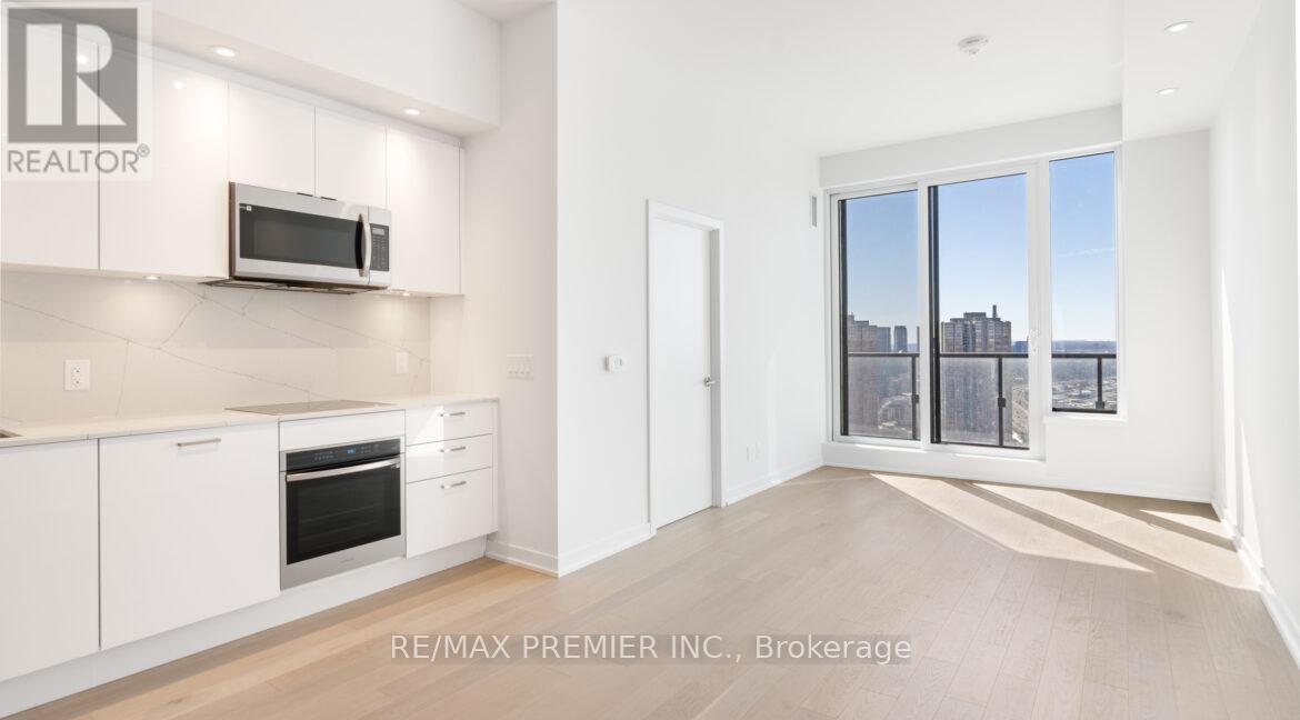 Ph 08 - 1928 Lake Shore Boulevard, Toronto, ON - Indoor Photo Showing Kitchen