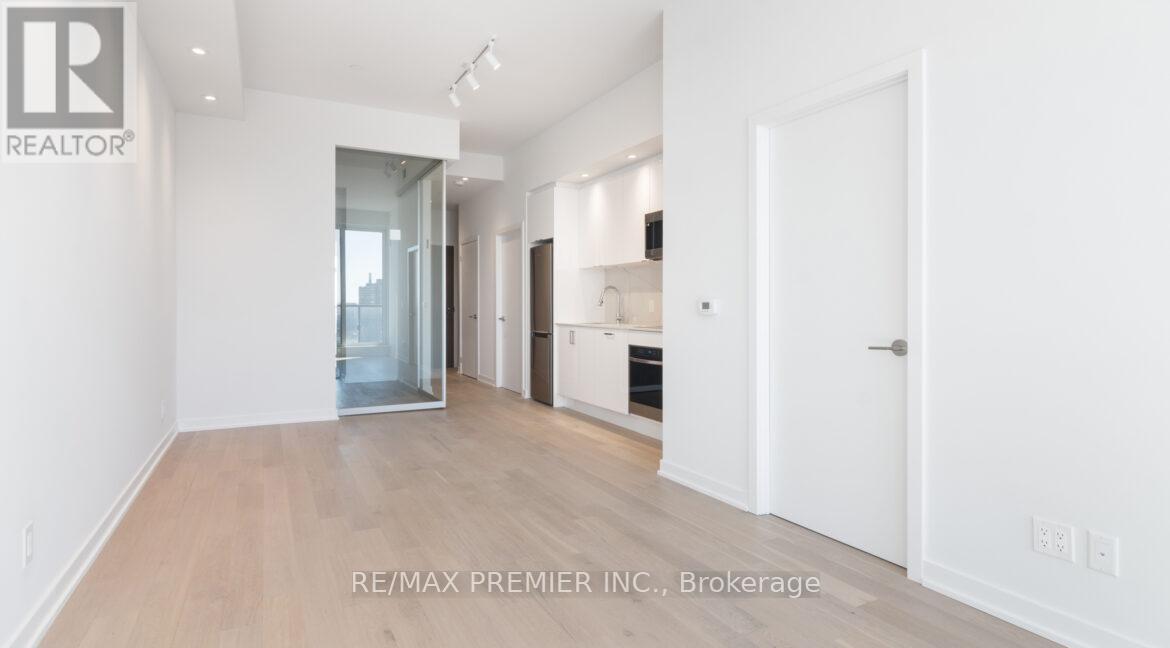 Ph 08 - 1928 Lake Shore Boulevard, Toronto, ON - Indoor Photo Showing Other Room