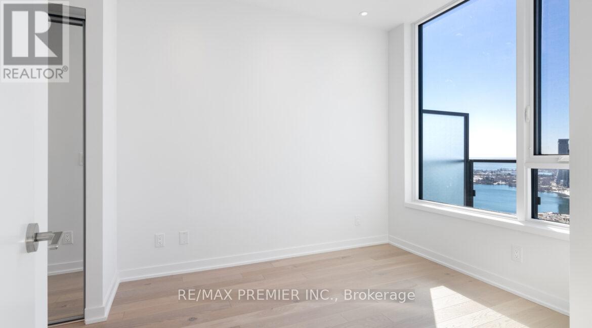 Ph 08 - 1928 Lake Shore Boulevard, Toronto, ON - Indoor Photo Showing Other Room