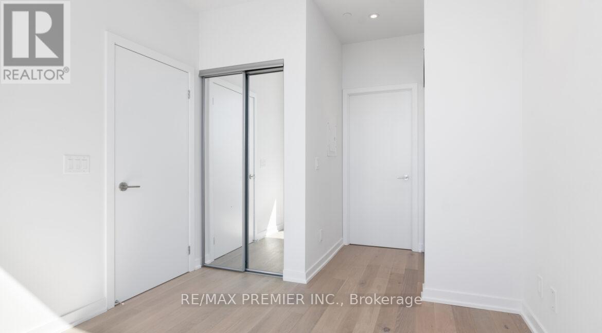 Ph 08 - 1928 Lake Shore Boulevard, Toronto, ON - Indoor Photo Showing Other Room