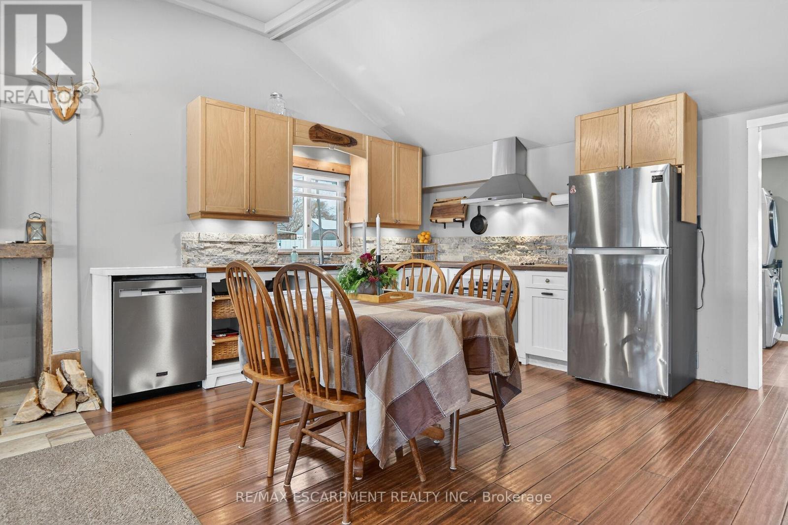 1457 Lakeshore Road, Haldimand, ON - Indoor