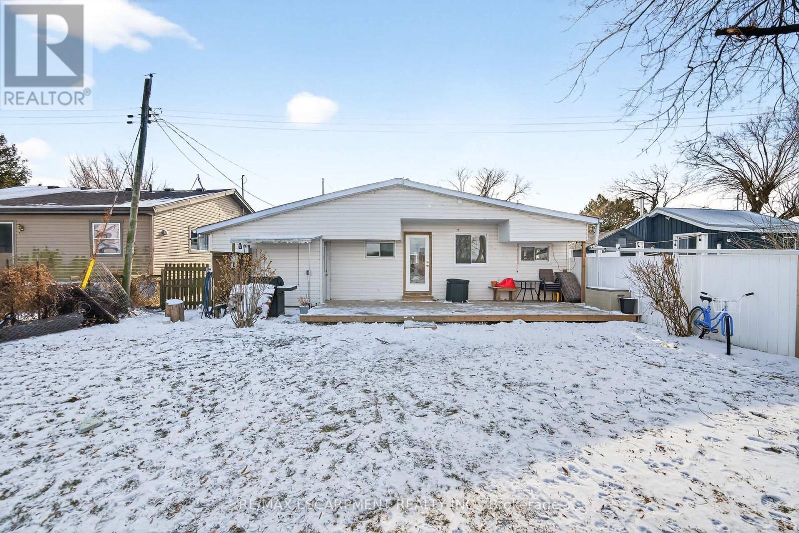 1457 Lakeshore Road, Haldimand, ON - Outdoor With Deck Patio Veranda