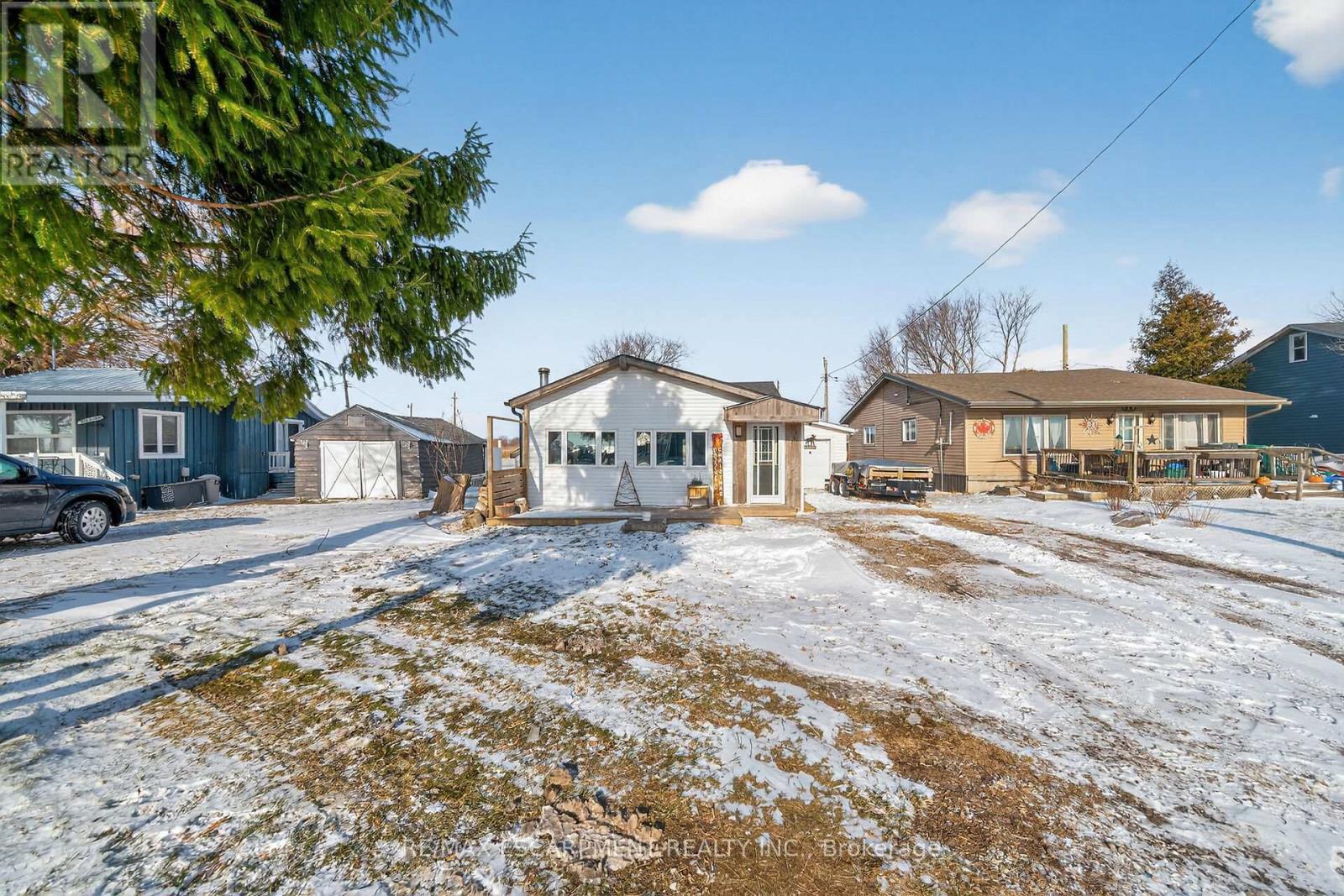 1457 Lakeshore Road, Haldimand, ON - Outdoor