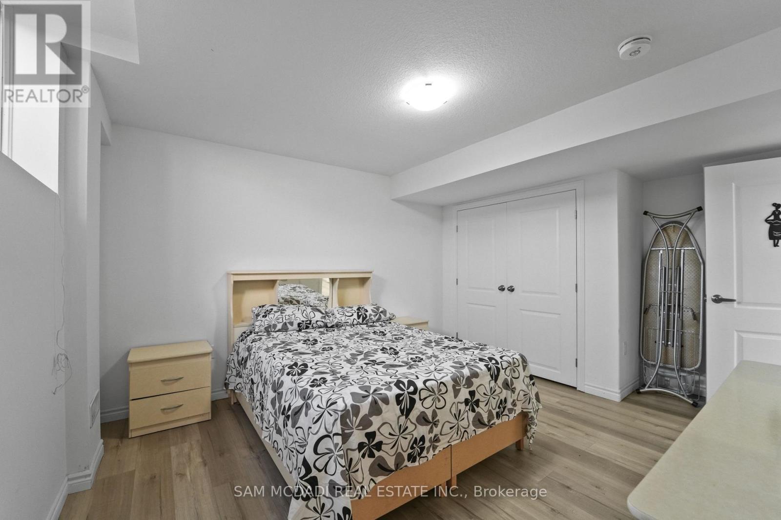 Lower - 4008 Highland Park Drive, Lincoln, ON - Indoor Photo Showing Bedroom