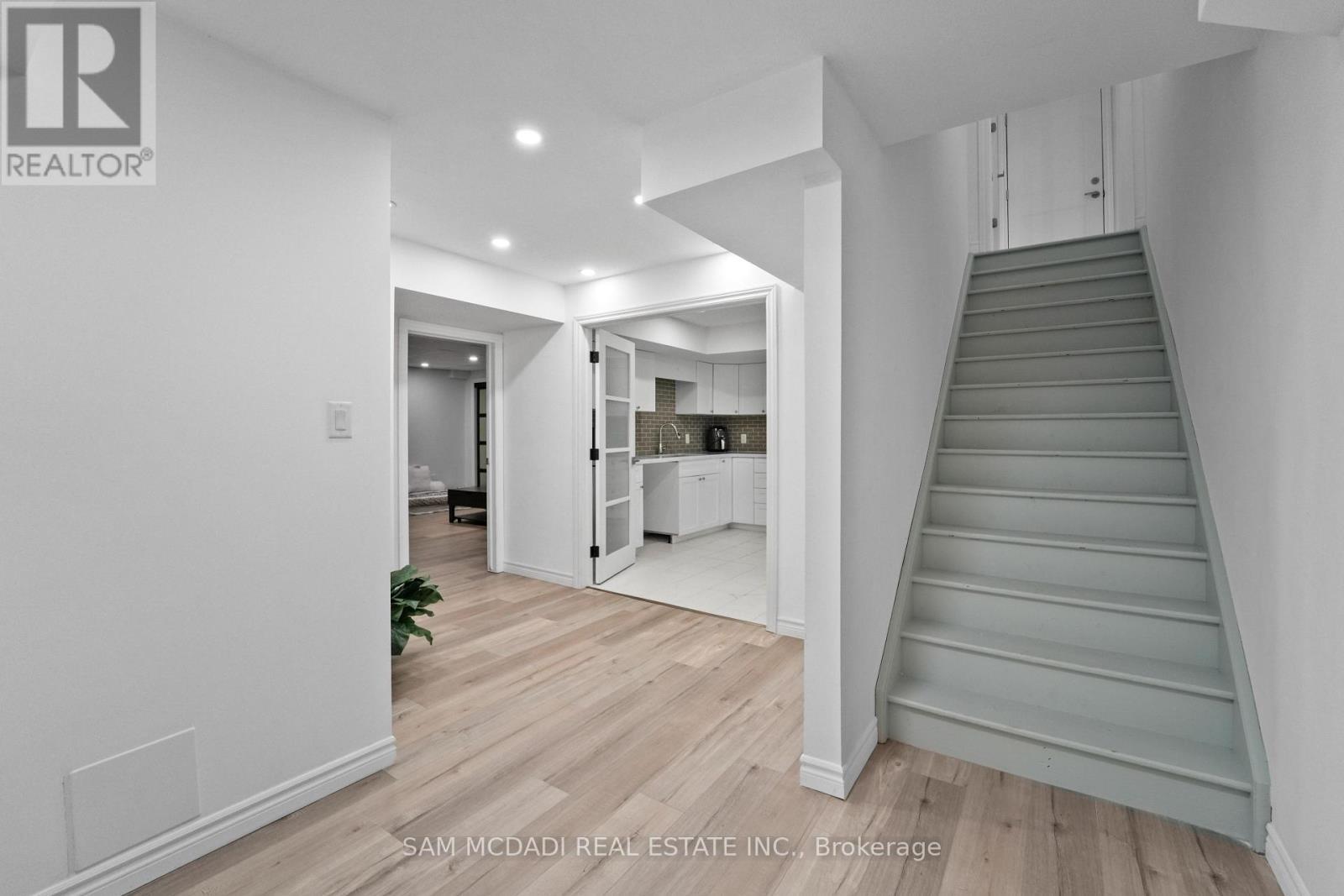 Lower - 4008 Highland Park Drive, Lincoln, ON - Indoor Photo Showing Other Room