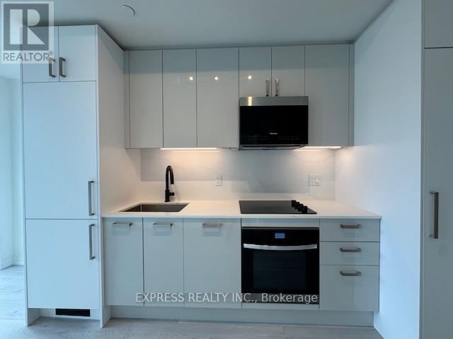 1707 - 280 Dundas Street W, Toronto, ON - Indoor Photo Showing Kitchen