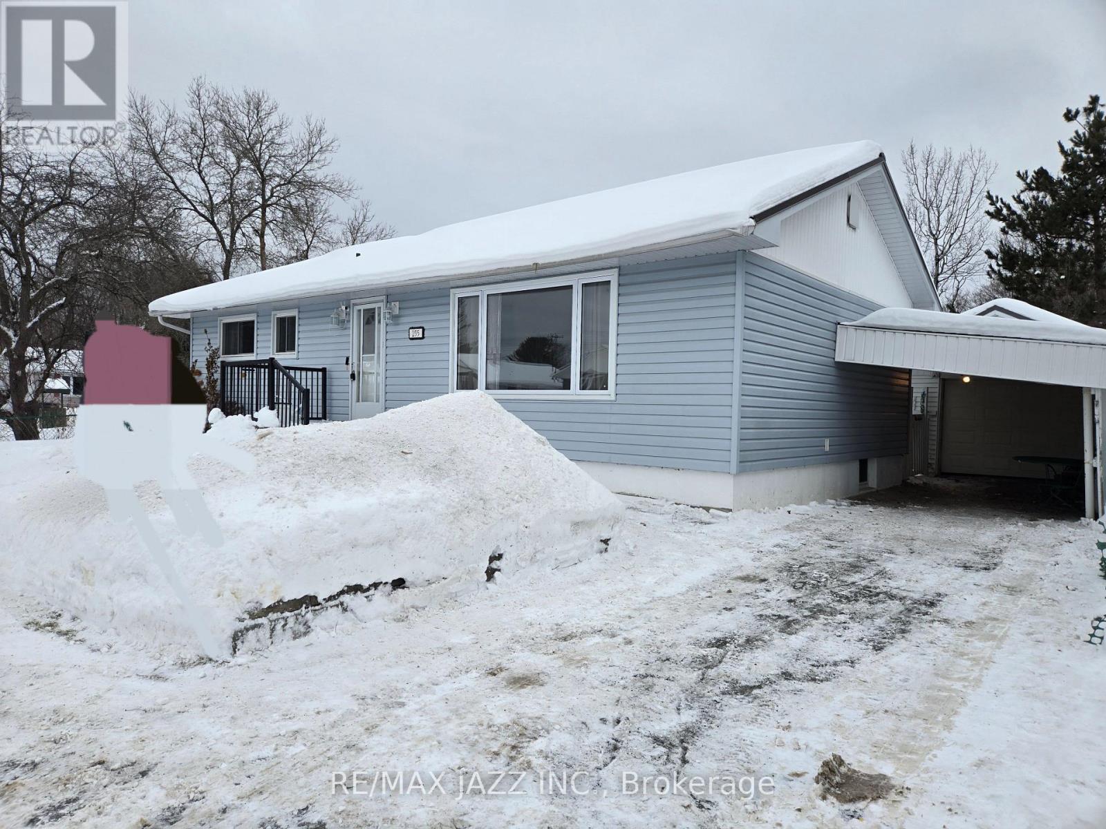 255 Mississauga Avenue, Elliot Lake, ON - Outdoor