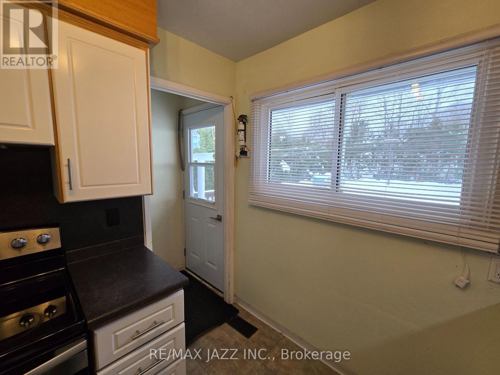 255 Mississauga Avenue, Elliot Lake, ON - Indoor Photo Showing Other Room