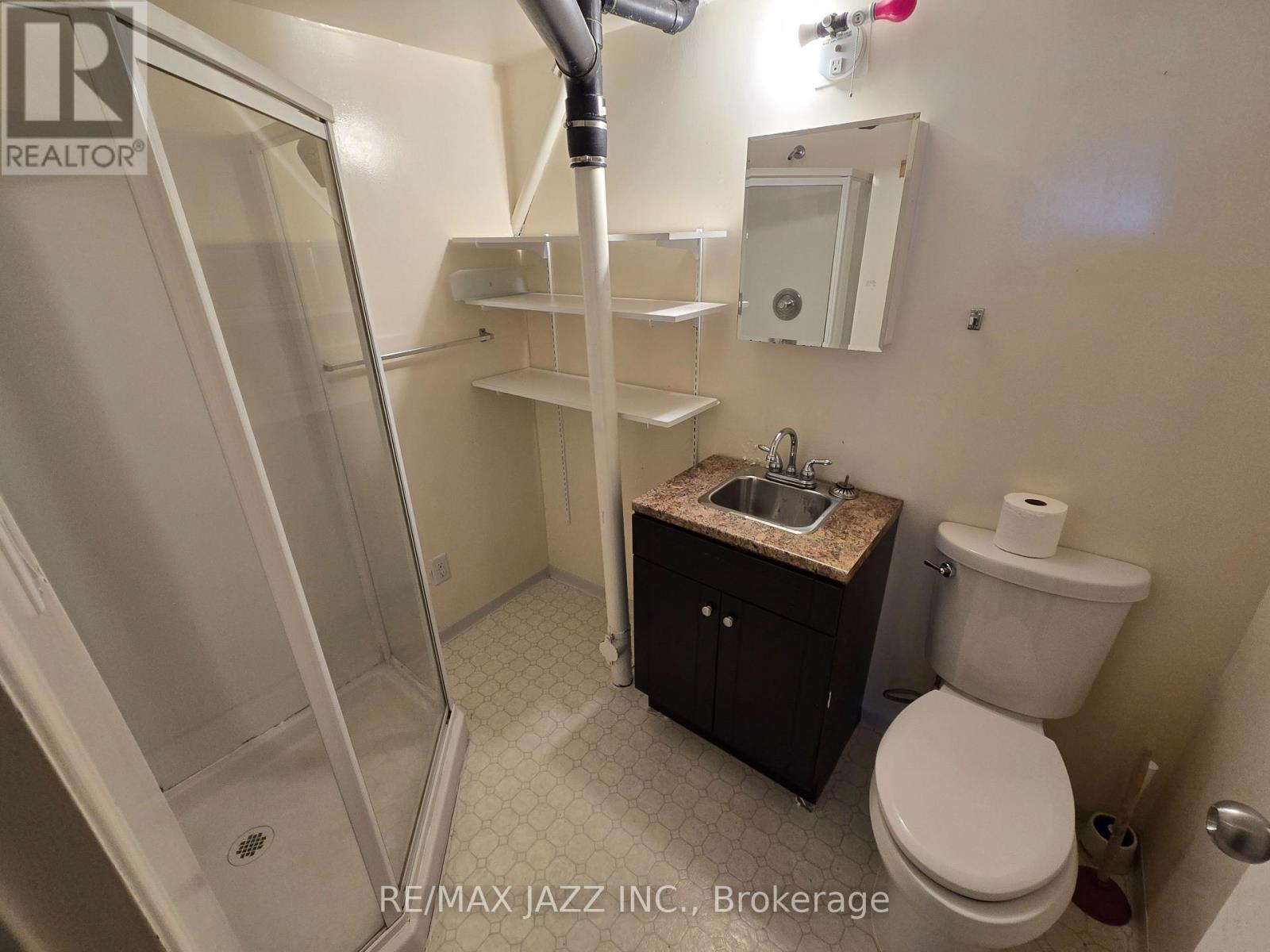 255 Mississauga Avenue, Elliot Lake, ON - Indoor Photo Showing Bathroom