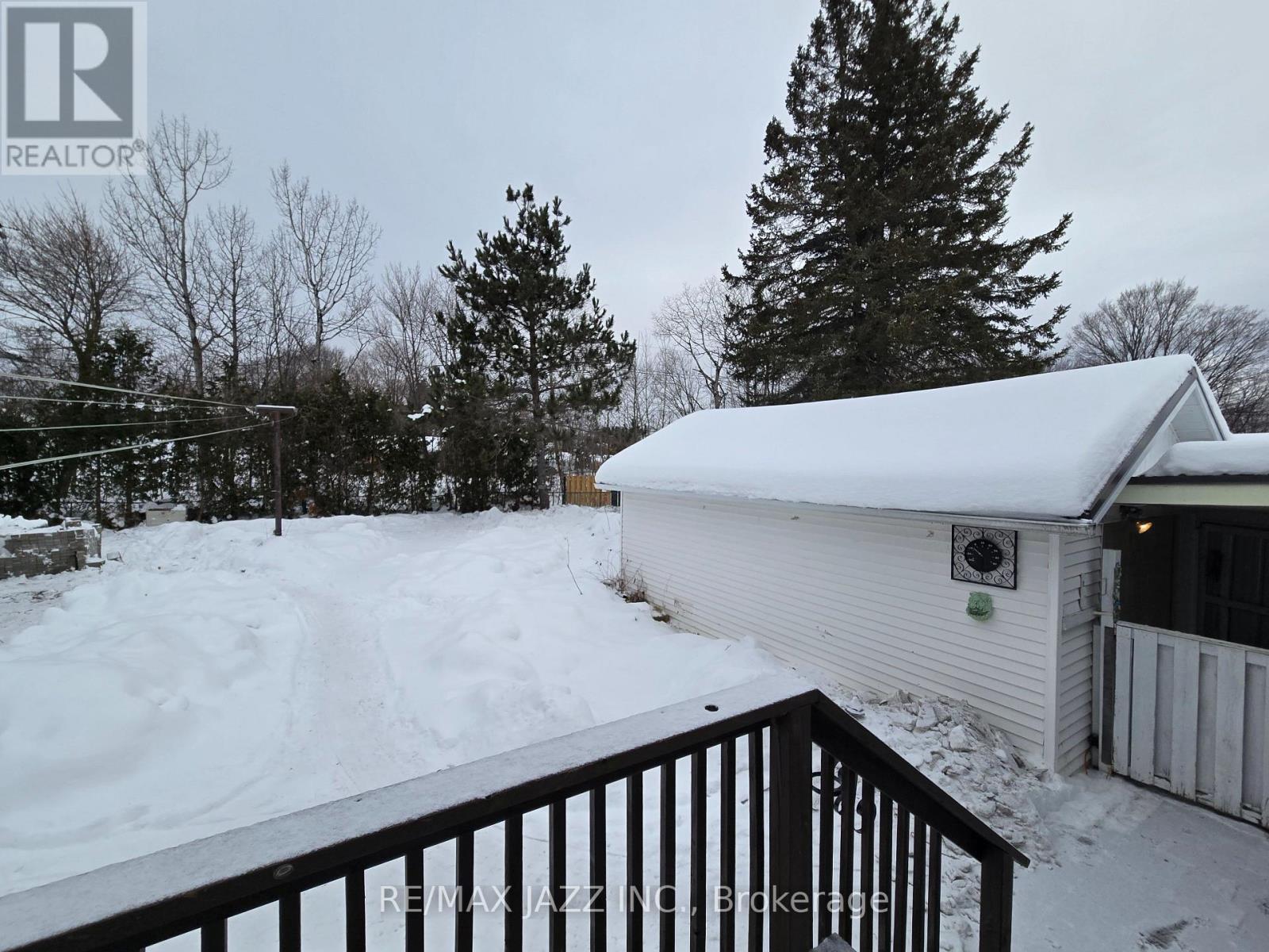 255 Mississauga Avenue, Elliot Lake, ON - Outdoor