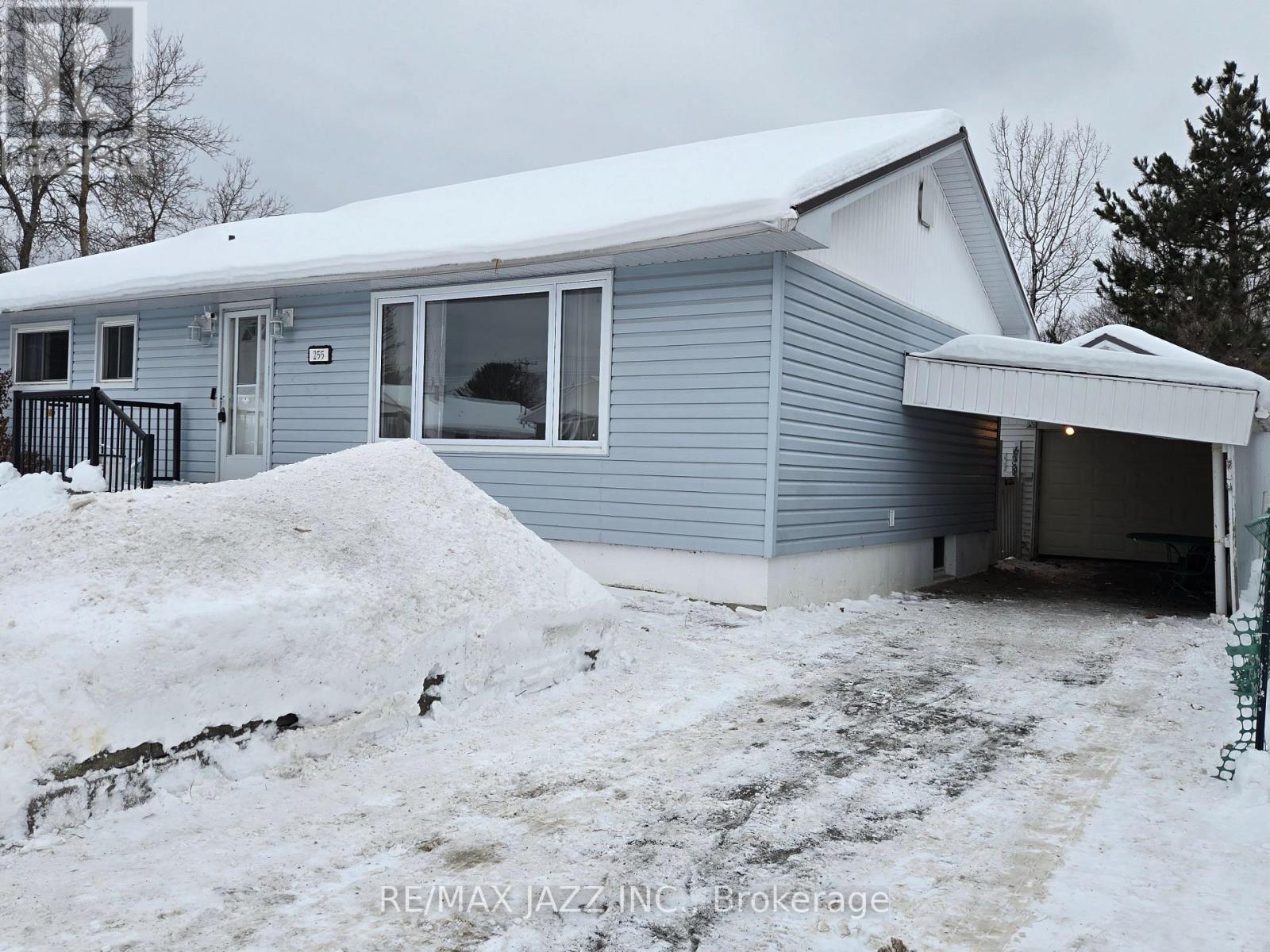 255 Mississauga Avenue, Elliot Lake, ON - Outdoor