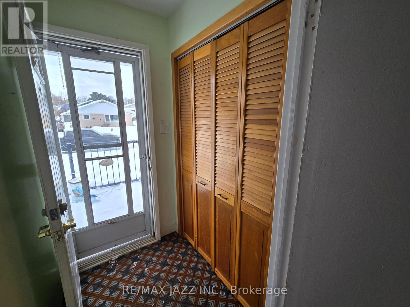 255 Mississauga Avenue, Elliot Lake, ON - Indoor Photo Showing Other Room