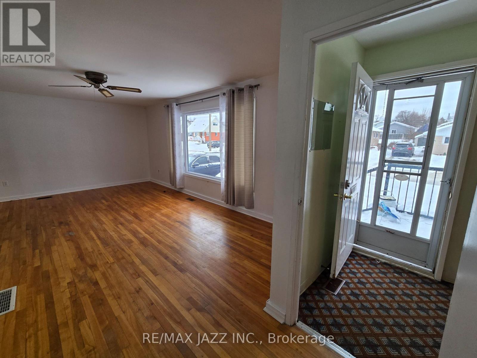 255 Mississauga Avenue, Elliot Lake, ON - Indoor Photo Showing Other Room