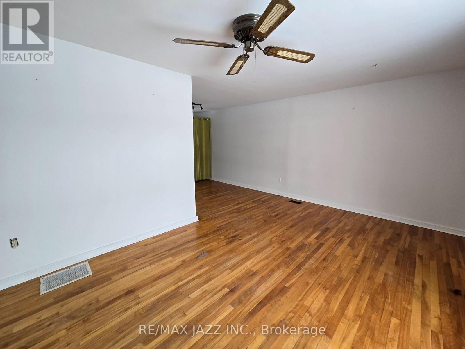 255 Mississauga Avenue, Elliot Lake, ON - Indoor Photo Showing Other Room