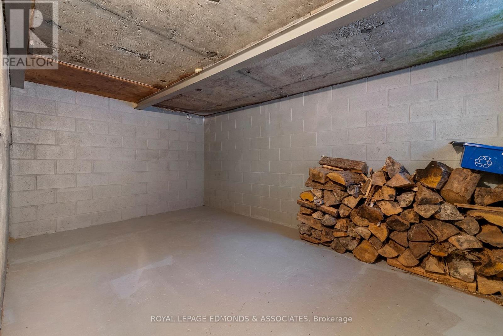 1137 Locksley Road, Laurentian Valley, ON - Indoor