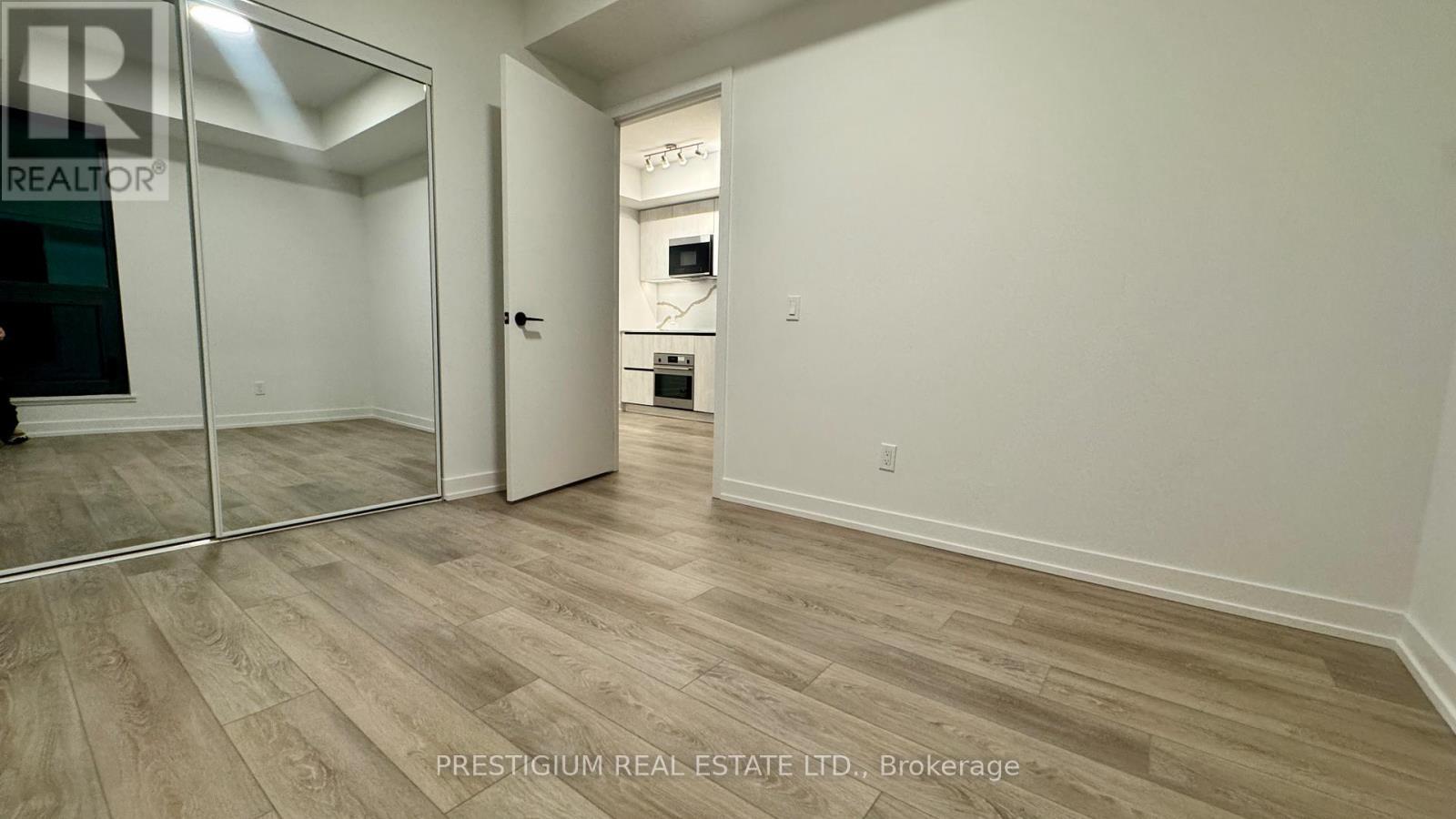 819 - 35 Parliament Street, Toronto, ON - Indoor Photo Showing Other Room