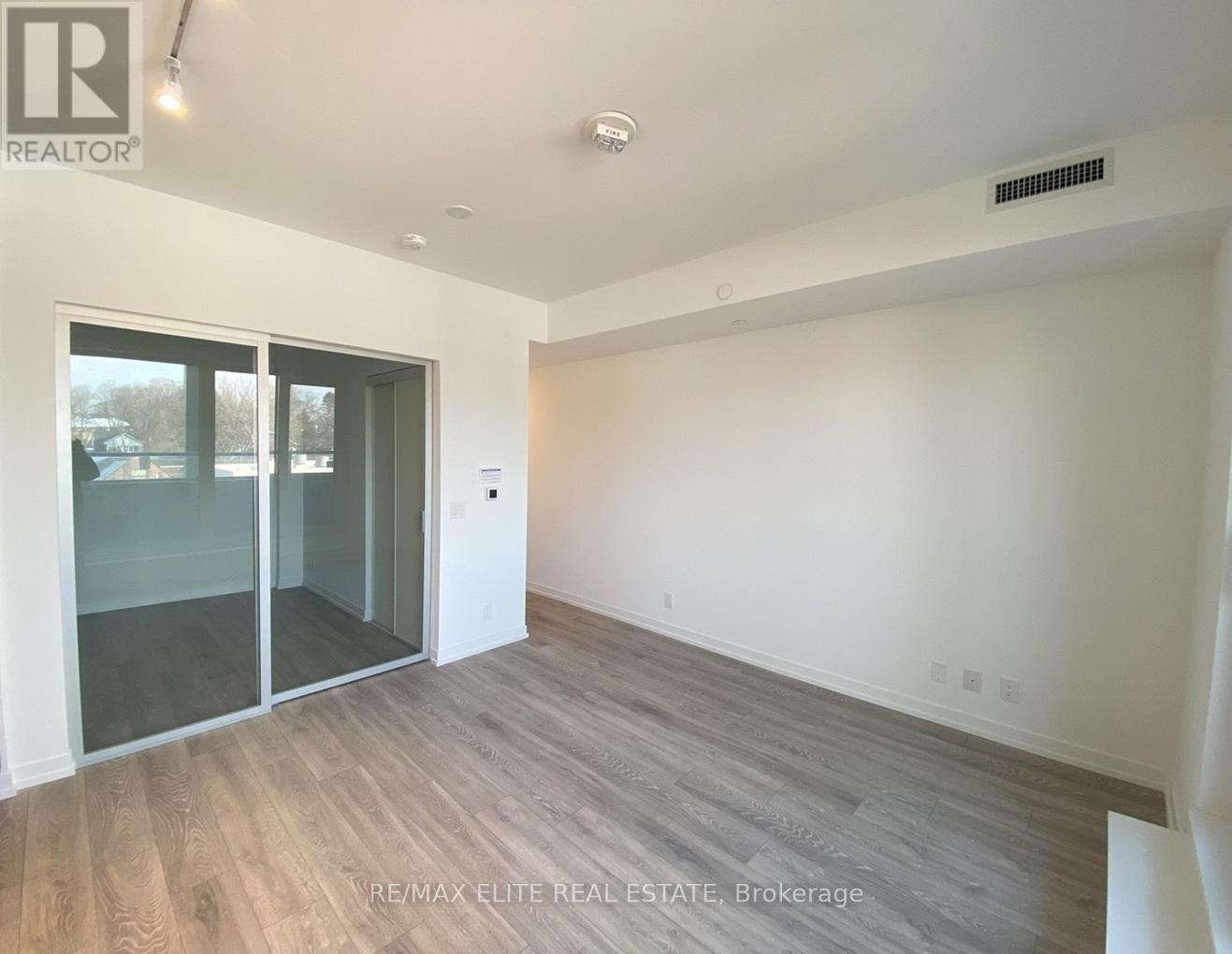 622 - 2020 Bathurst Street, Toronto, ON - Indoor Photo Showing Other Room