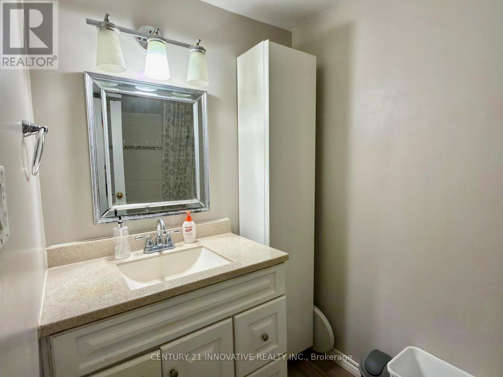 74 - 1330 Trowbridge Drive E, Oshawa, ON - Indoor Photo Showing Bathroom