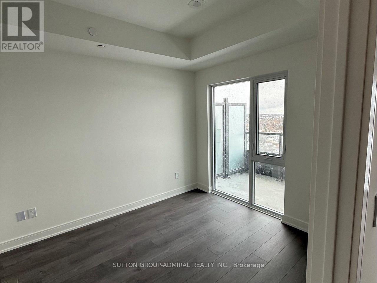 B1001 - 715 Davis Drive E, Newmarket, ON - Indoor Photo Showing Other Room