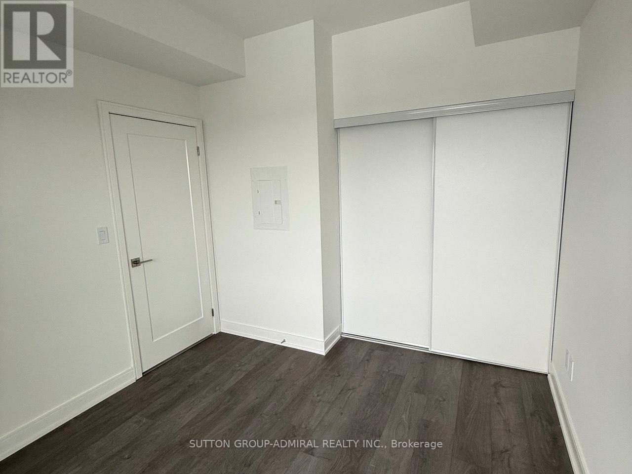 B1001 - 715 Davis Drive E, Newmarket, ON - Indoor Photo Showing Other Room