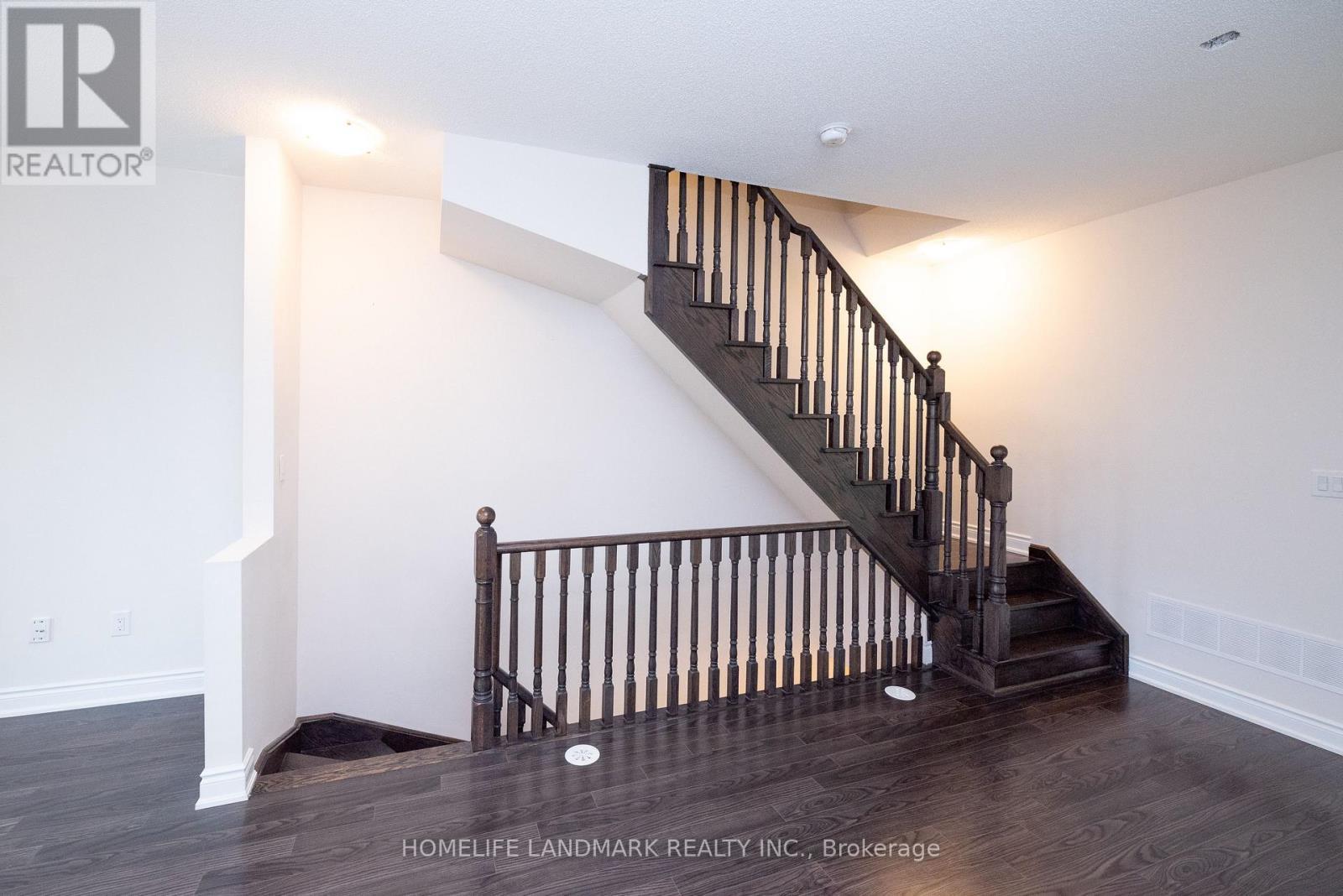 319 South Park Road, Markham, ON - Indoor Photo Showing Other Room