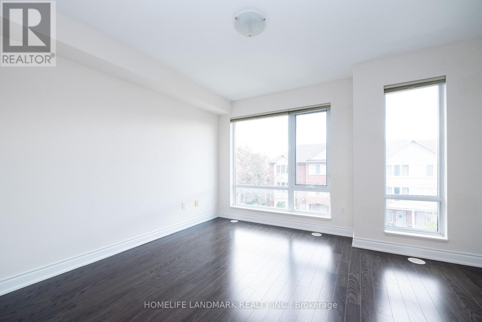 319 South Park Road, Markham, ON - Indoor Photo Showing Other Room