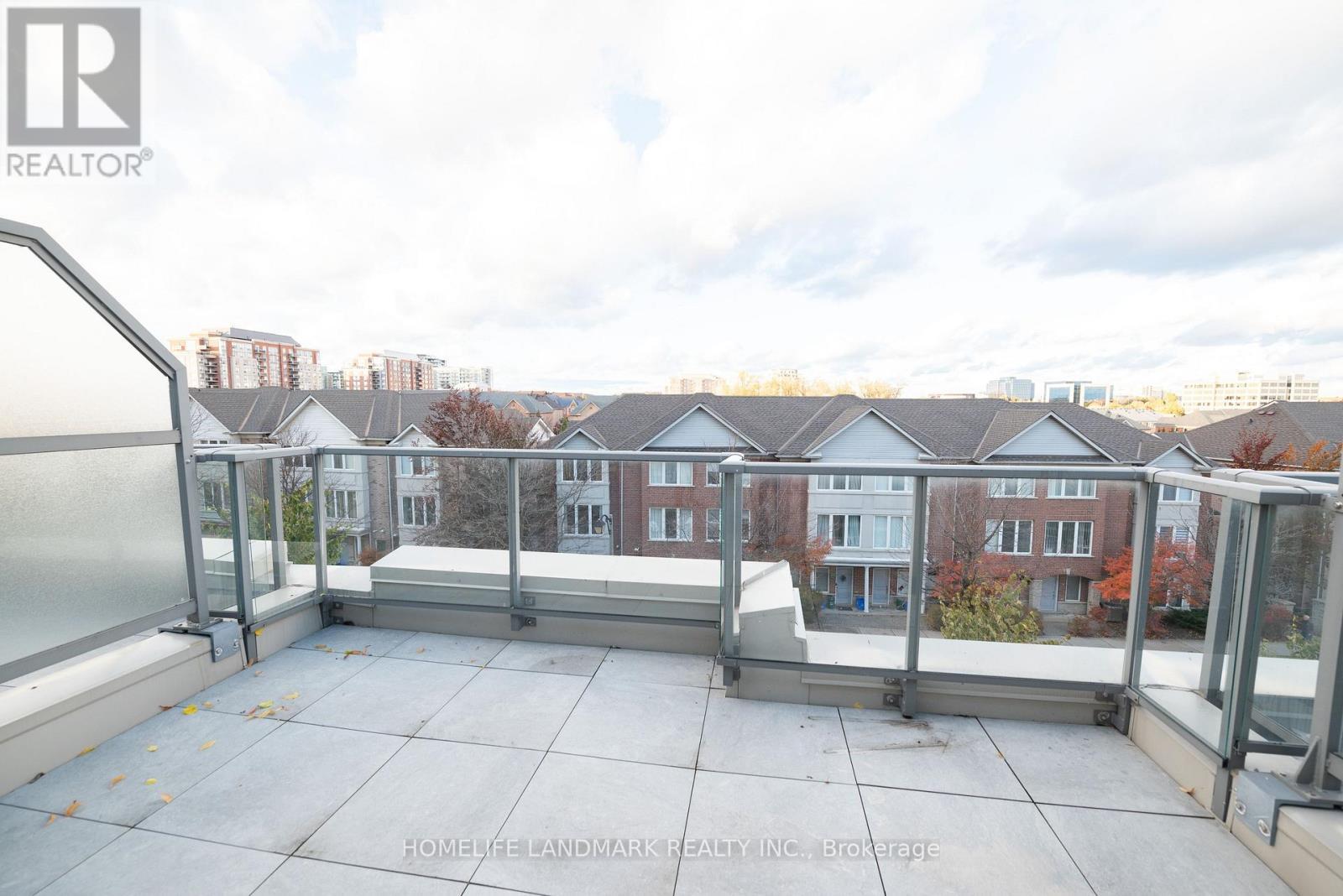 319 South Park Road, Markham, ON - Outdoor