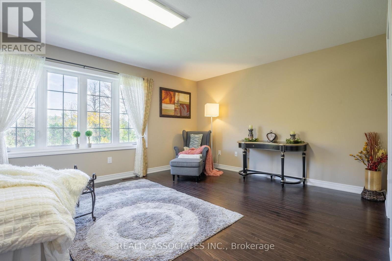 3333 Mockingbird Common E, Oakville, ON - Indoor