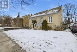 81 HAYMARKET ROAD Toronto (Downsview-Roding-Cfb), ON M3L 1H8