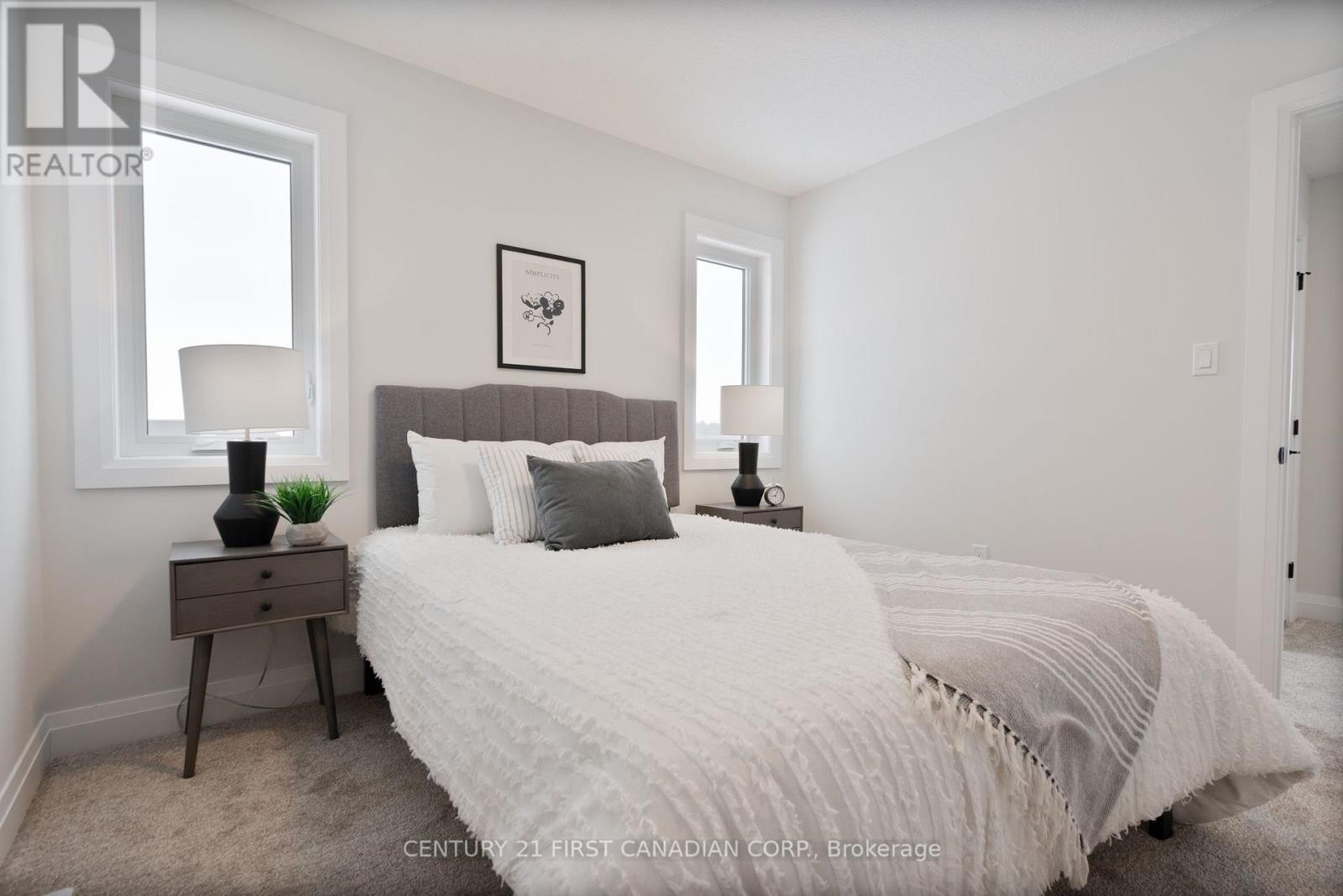 64 Postma Crescent, North Middlesex (Ailsa Craig), ON - Indoor Photo Showing Bedroom