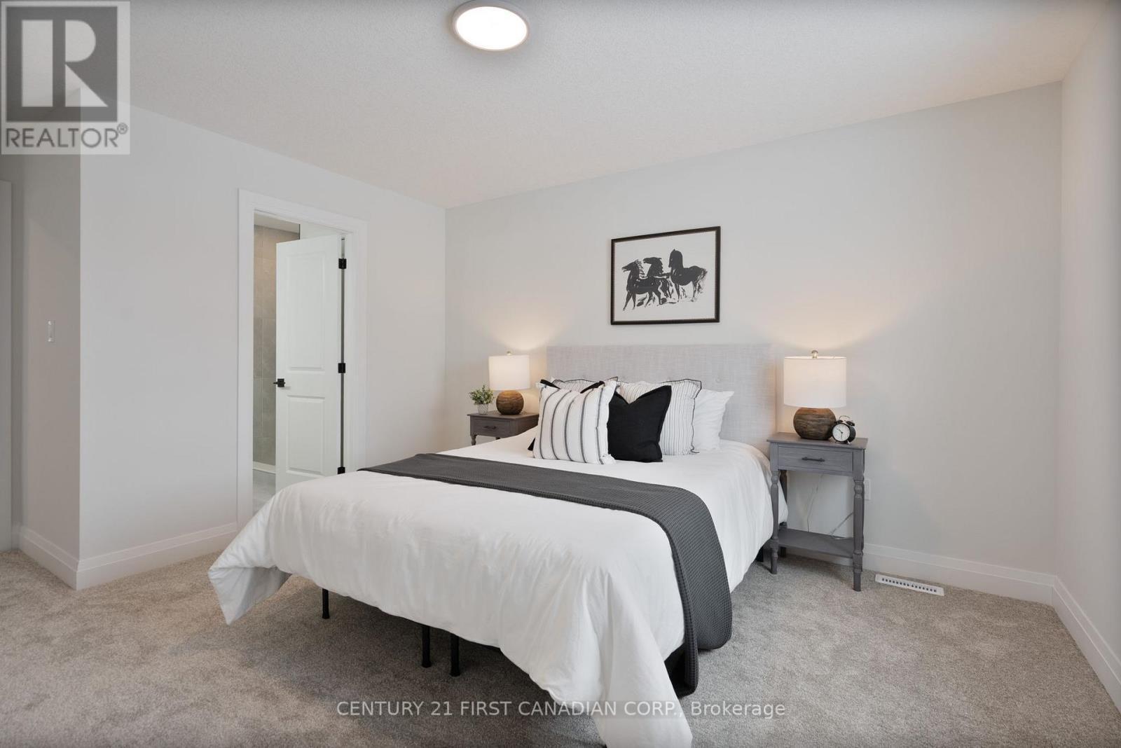 64 Postma Crescent, North Middlesex (Ailsa Craig), ON - Indoor Photo Showing Bedroom
